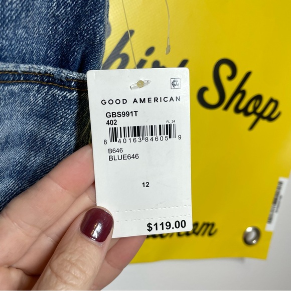 NWT Good American Bombshell Shorts - Picture 4 of 7